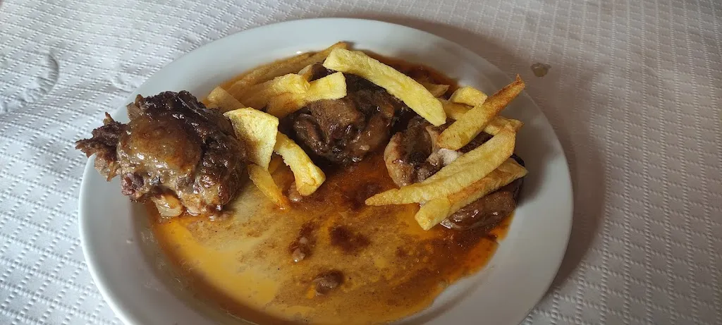 Eva Corcobado Hernández_Mesón Castilla_Almazul_review