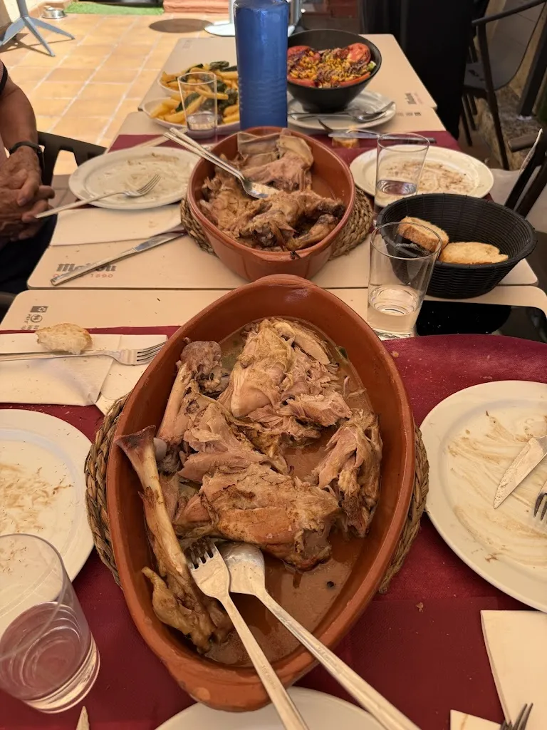 Eva Martinez_Hostal y Restaurante Puerta de la Villa_Almazán_review