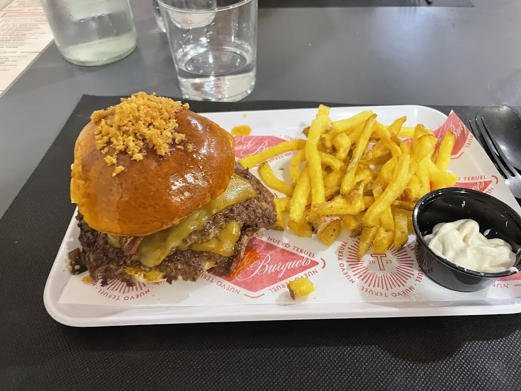 Sandra Valero_Nuevo Teruel Smashburgers_Ausejo de la Sierra_review