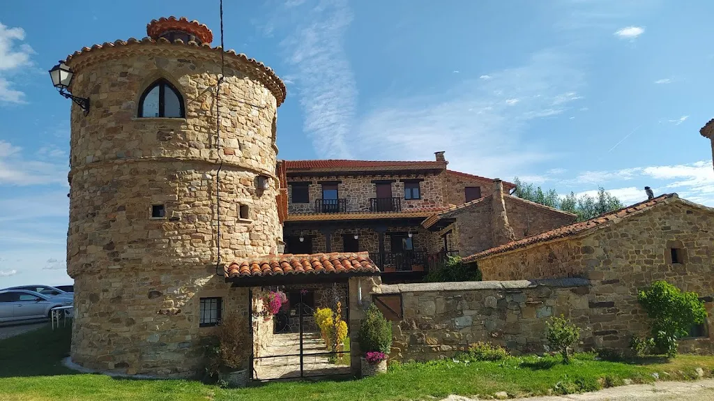 Pilar Albares_Casa Rural - Restaurante / Asador Santa Coloma_Ausejo de la Sierra_review