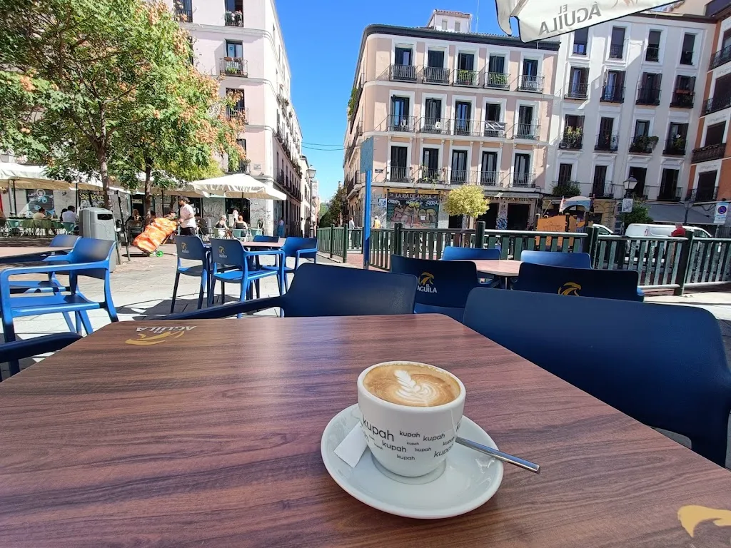 El Balcón de Malasaña_Barcones_slider_image_3