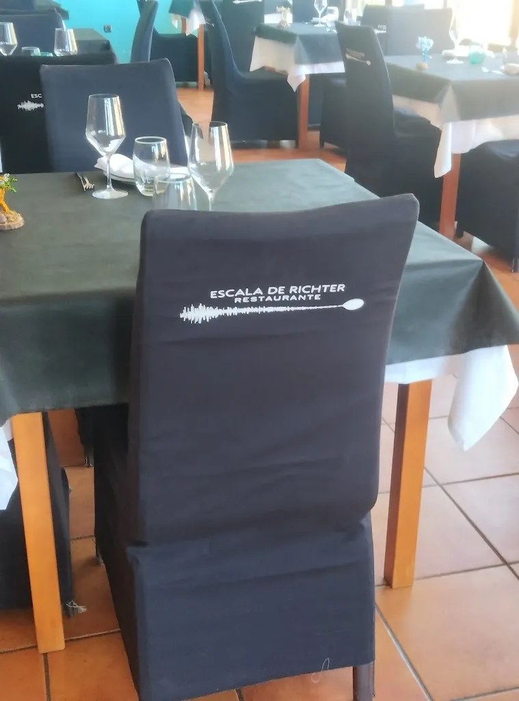 merche marin_Restaurante Escala De Richter_Beratón_recensione