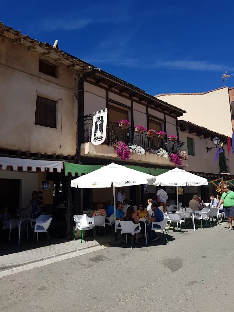 Bar El Pocho restaurant in Berlanga de Duero