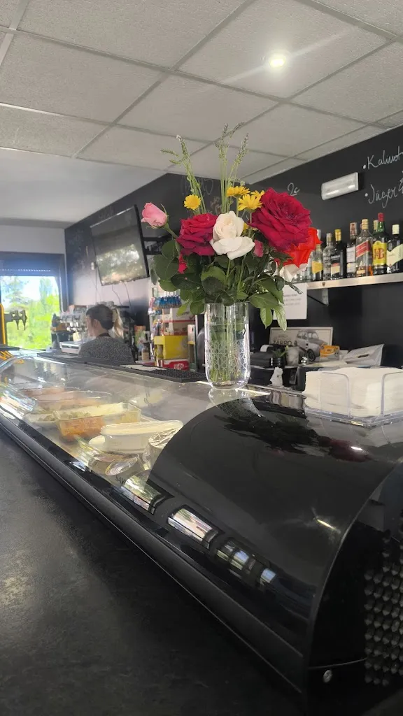 Bar Restaurante Tienda Piscinas de Gómara_Buberos_slider_image_1