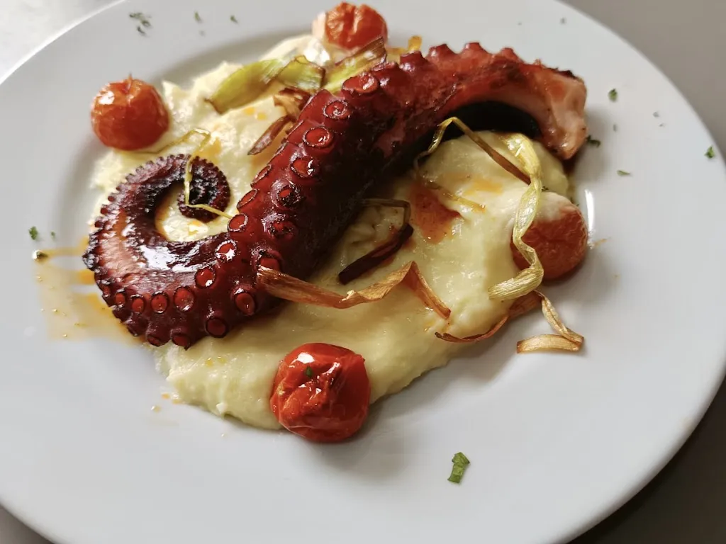 Bar Restaurante Tienda Piscinas de Gómara_Buberos_slider_image_2