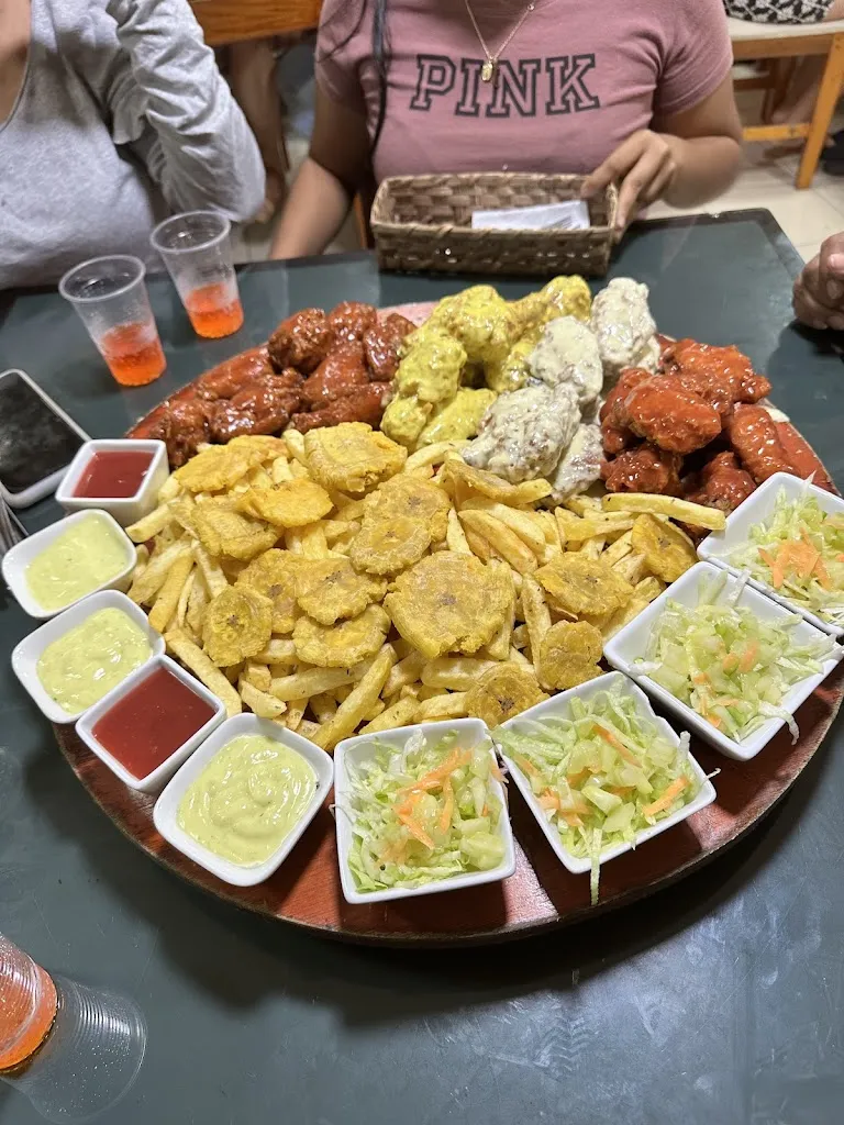 Amaranto Food & Drink_Arenillas_slider_image_2