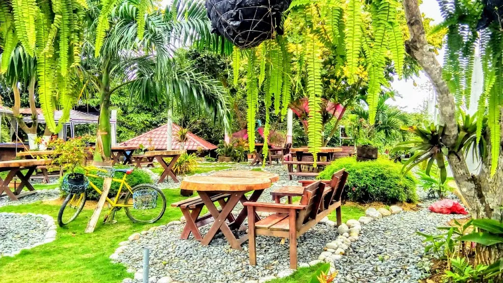 Secretos del Río restaurant in Arenillas