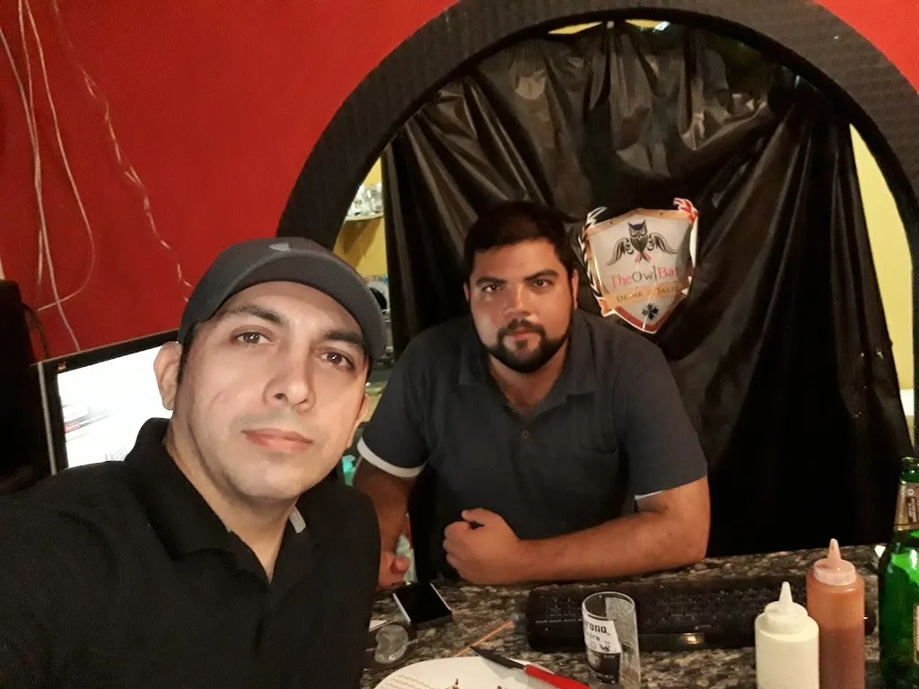 LUIS SANCHEZ_The Grand Owl Rest Lounge_Arenillas_review