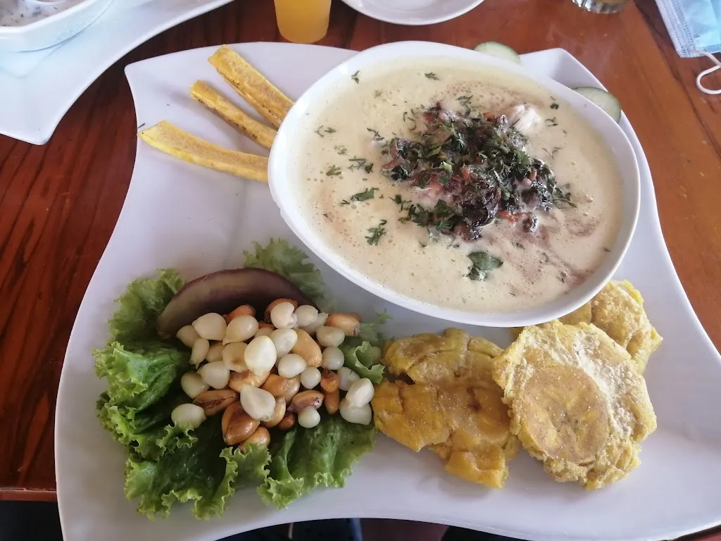 Marisqueria "El Cabañal" restaurant in Arenillas