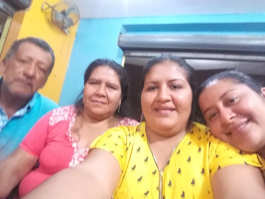 Letty Mariela Diaz Orosco_Picantería AlexMar_Arenillas_review