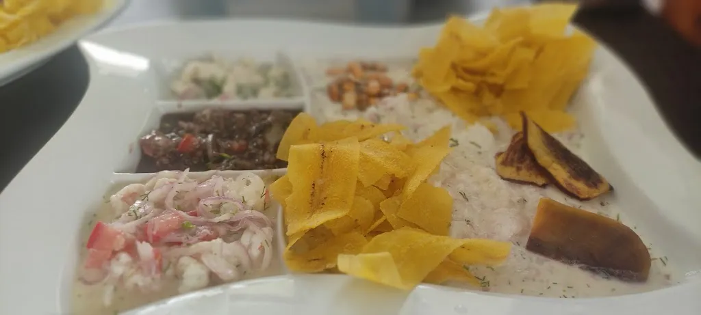 Ceviches de Freddy_Arenillas_slider_image_3
