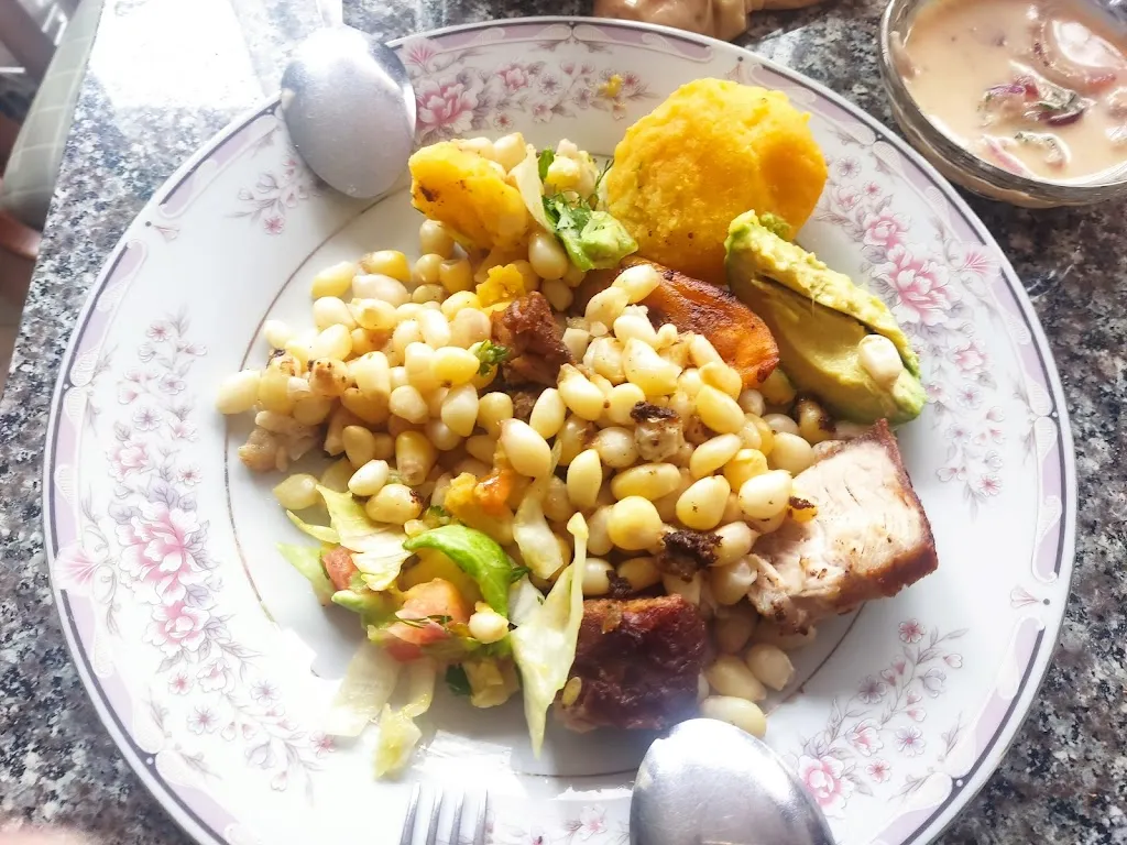 Comedor el chanchini_Arenillas_slider_image_2