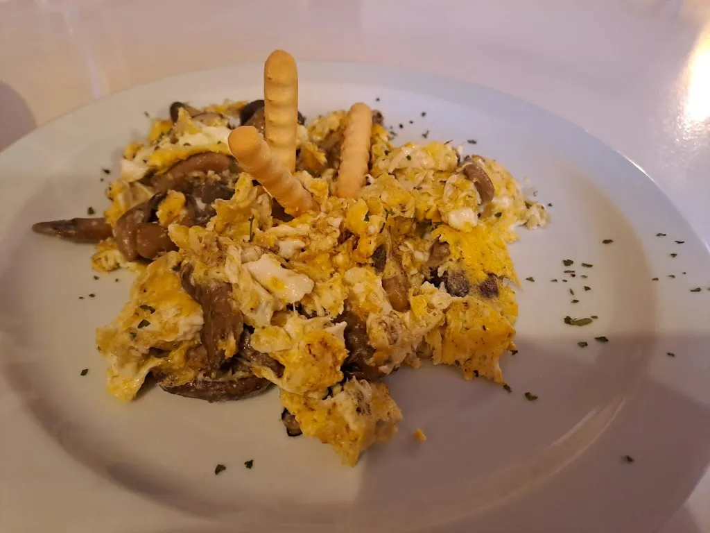 Melisa Martínez Ciaurri_Cafetería - Restaurante J.J._Buitrago_review