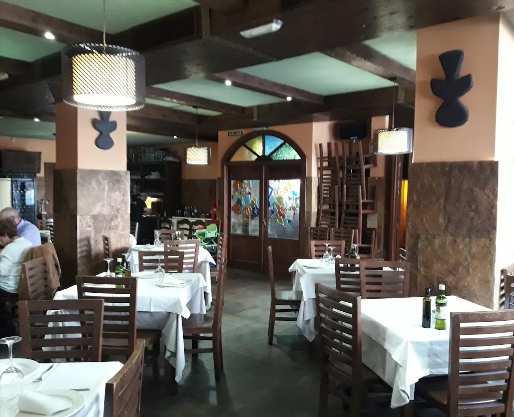 Bar La Reja restaurant in Gádor