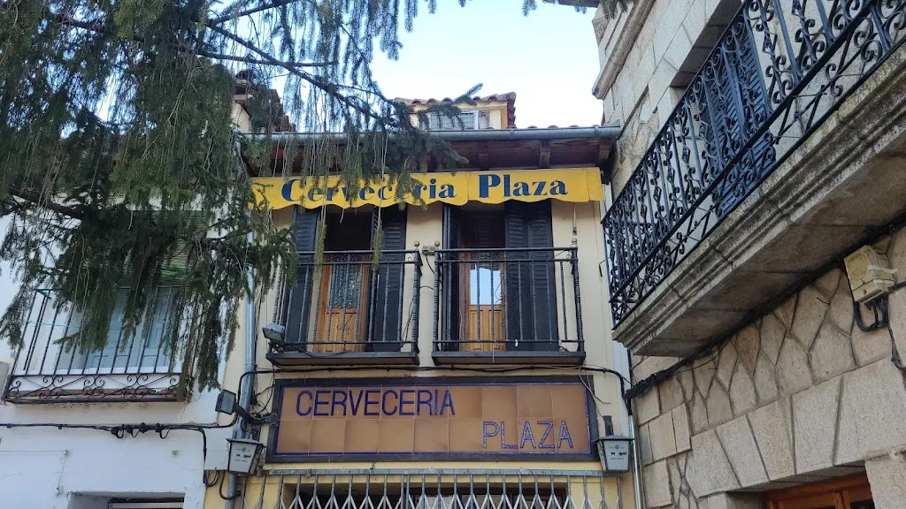 Cervecería Plaza restaurant in Buitrago