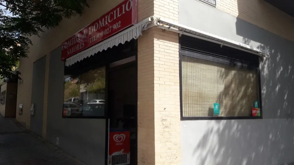 Pollo a la Brasa Buitrago_Buitrago_slider_image_1