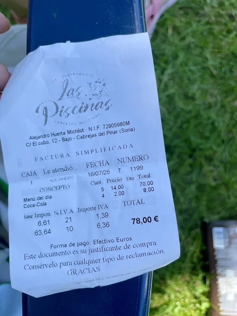 RAFAEL FUENTES_Bar Las Piscinas de Cabrejas del Pinar_Cabrejas del Pinar_review