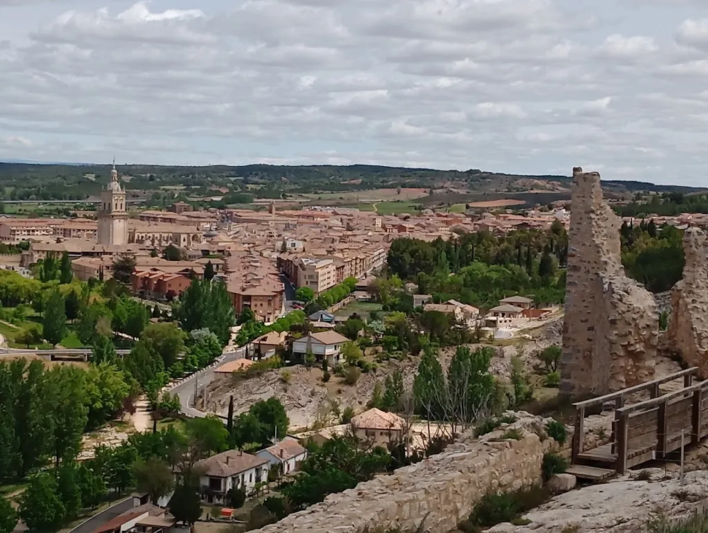 Stephen Hanson_Castillo de Osma_Burgo de Osma-Ciudad de Osma_review