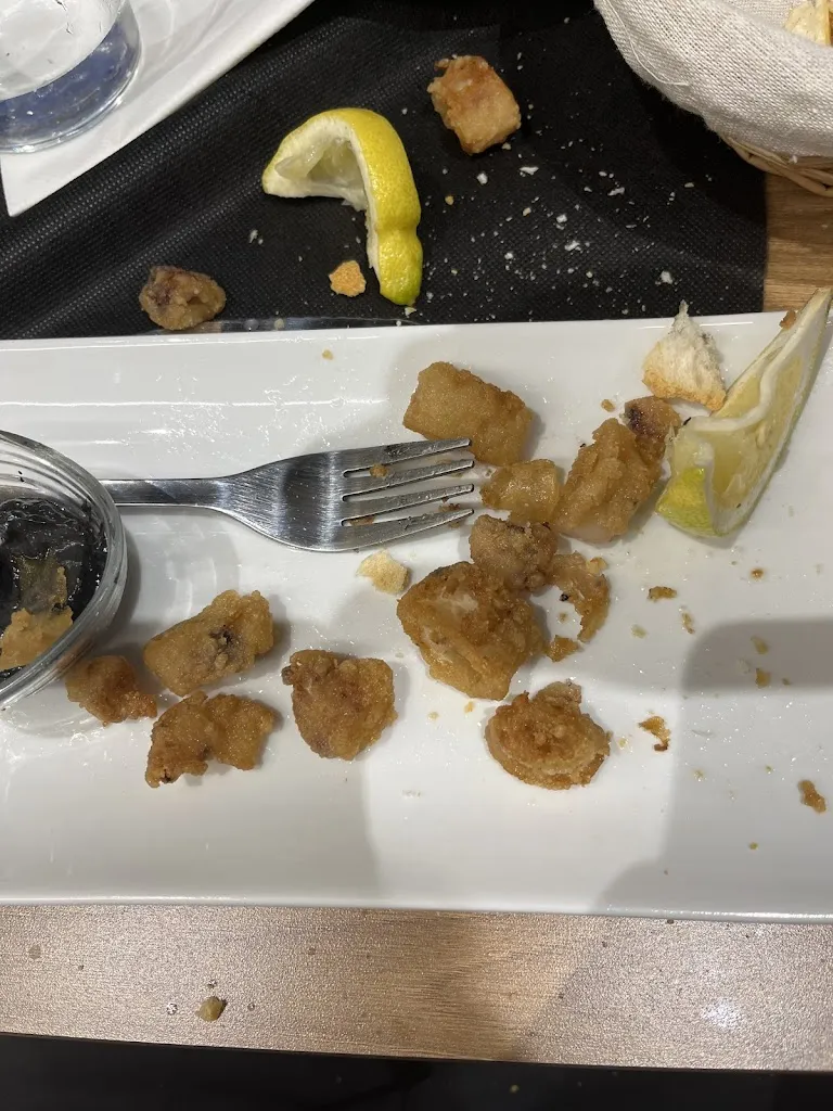 Alvaro Mateos_Cafeteria 2000_Burgo de Osma-Ciudad de Osma_review