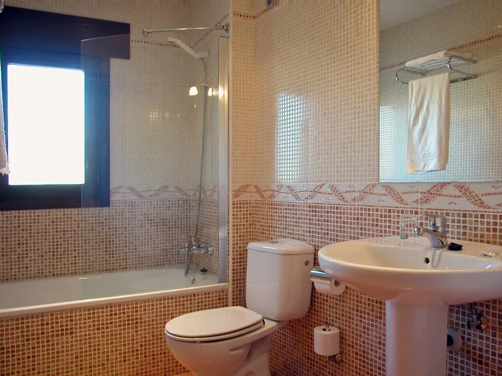 Hotel Restaurante Brezales_Espejón_slider_image_3