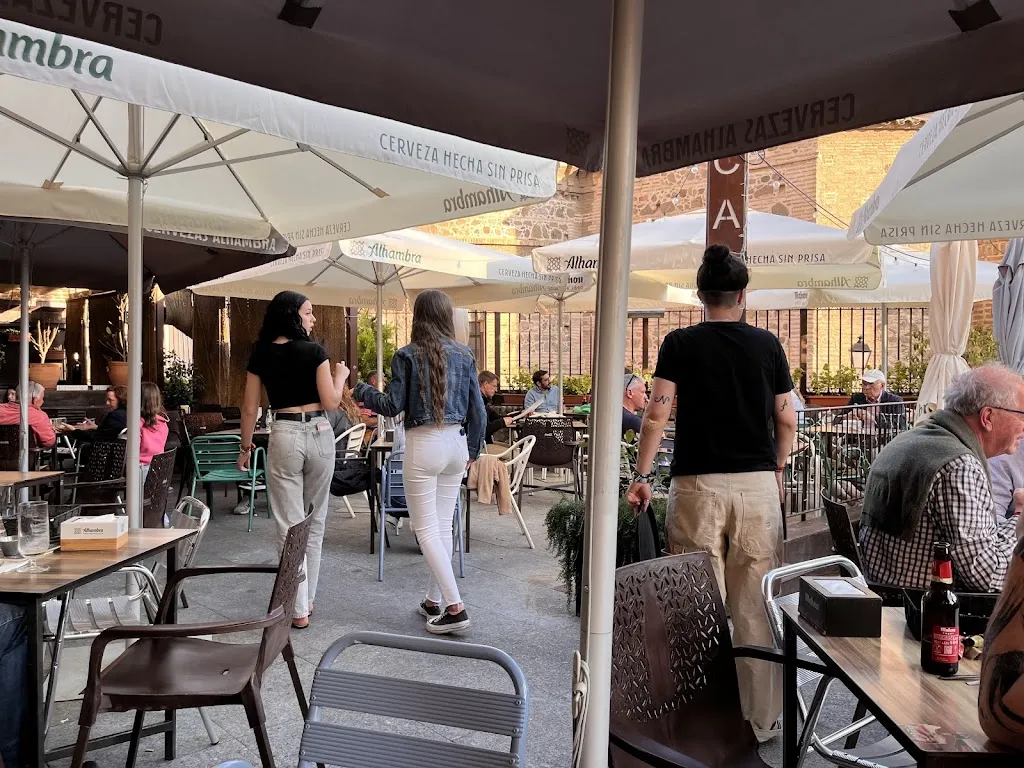 Douglas Morris_Terraza Quiosco de Caracena_Fresno de Caracena_review