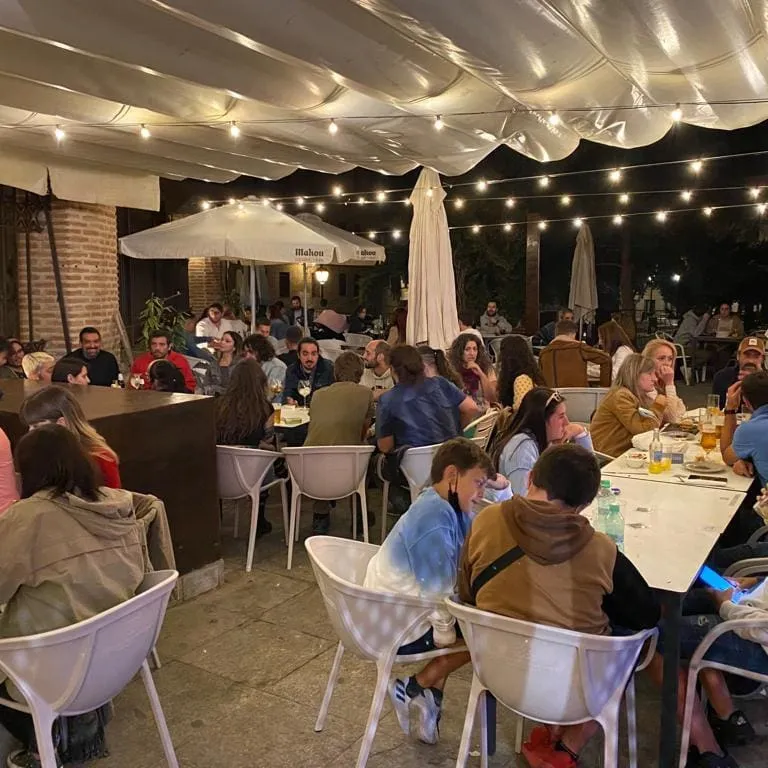 Terraza Quiosco de Caracena_Fresno de Caracena_slider_image_1