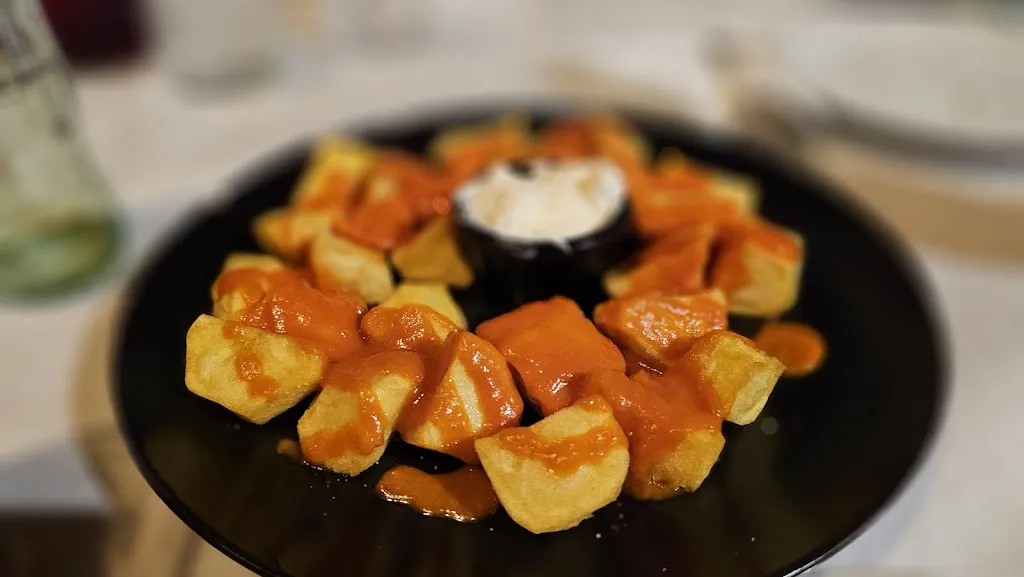 Ozan Olçay_Bar-Restaurante Numancia_Garray_review