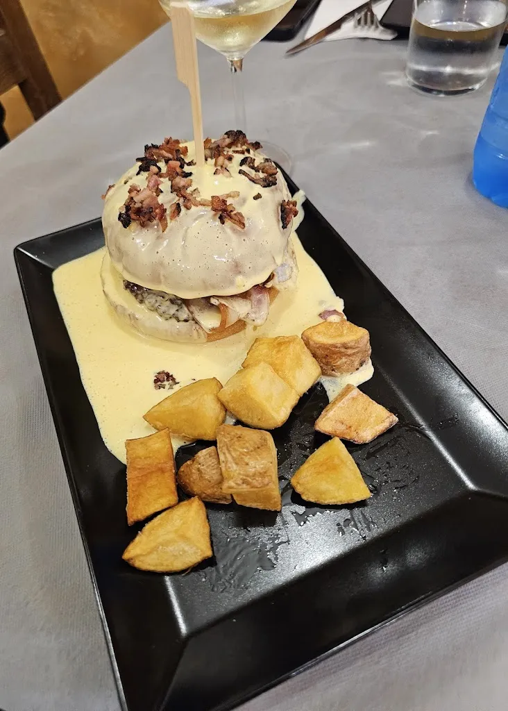 Javi_Bar restaurante La Penúltima_Garray_review