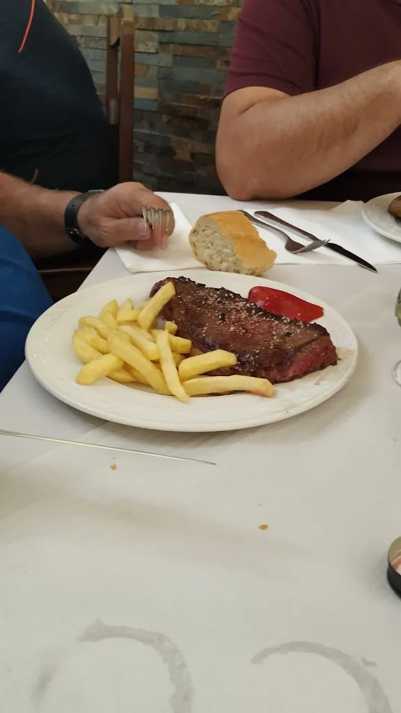 Menu_Hotel Rural Hostal Lázaro_Golmayo_image_5