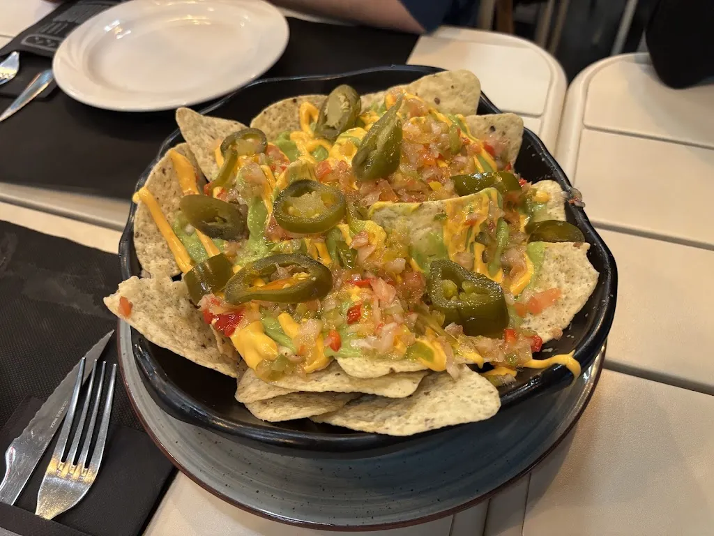 Megara_The Last Burger_Golmayo_review