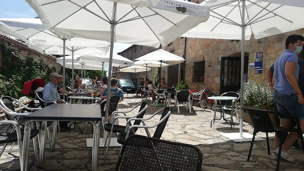 Café Bar Marpon_Medinaceli_slider_image_1