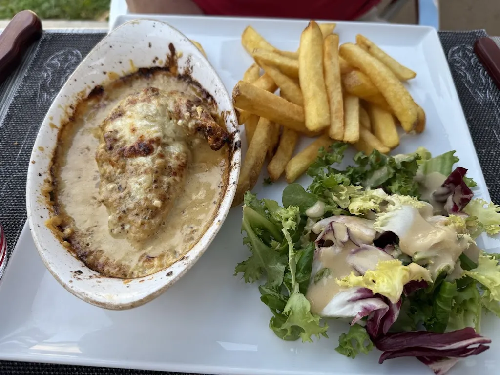 Au Tire Bouchon_Nolay_slider_image_2