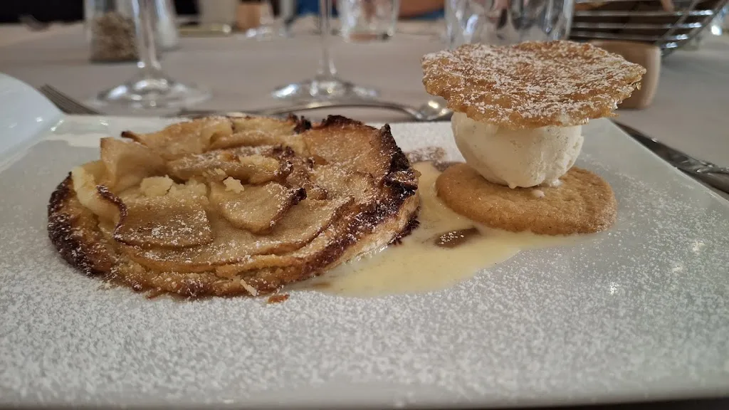 Florence Ackermann_Midupi_Nolay_review