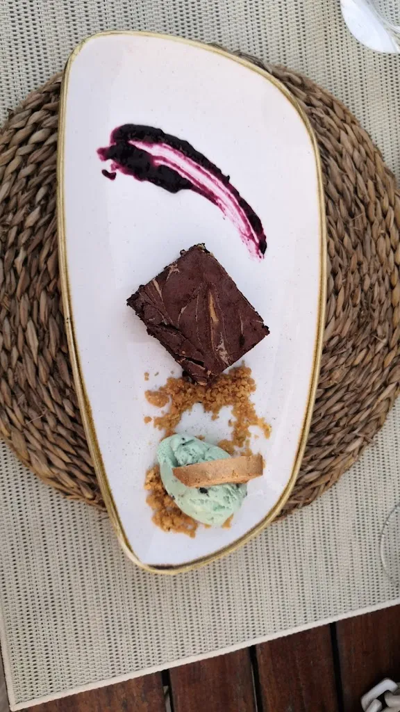 Emma Berndt_El Torrente Restaurant_Cuevas del Almanzora_review