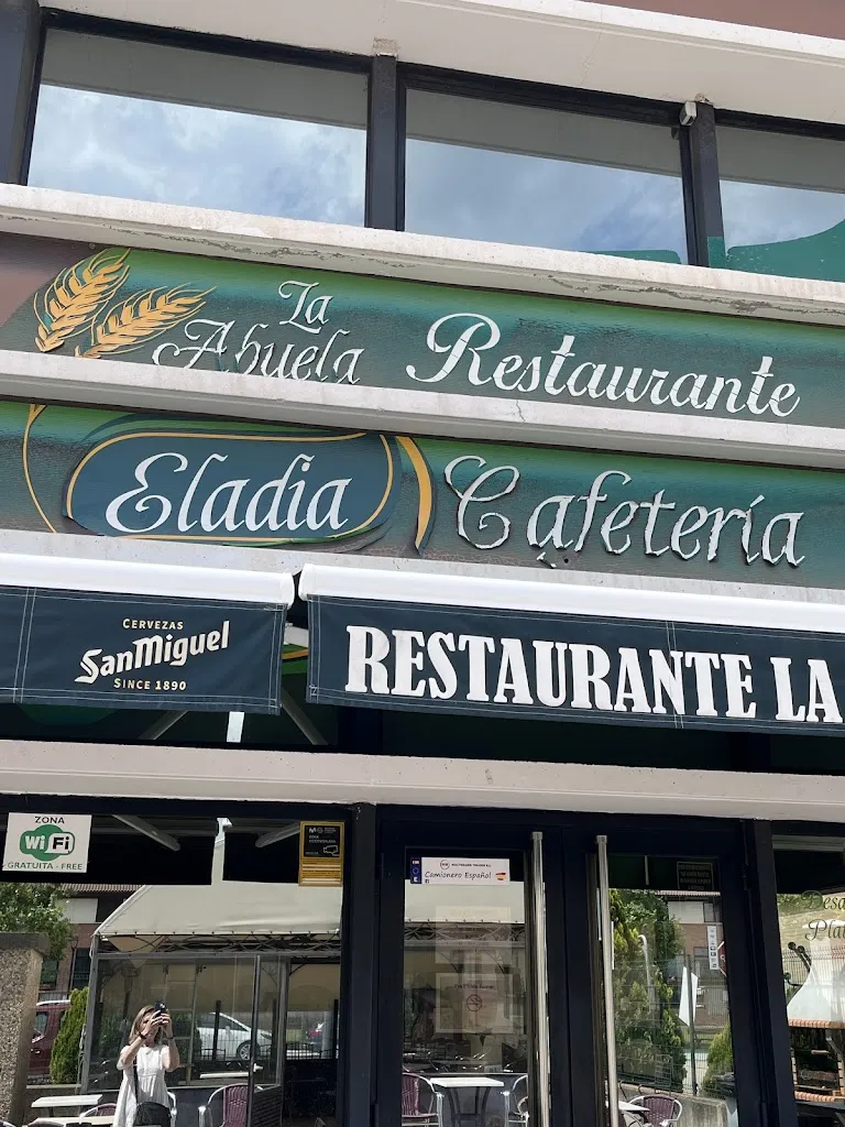 Maria Jesus Alemán Moreno_La Abuela_Olvega_review