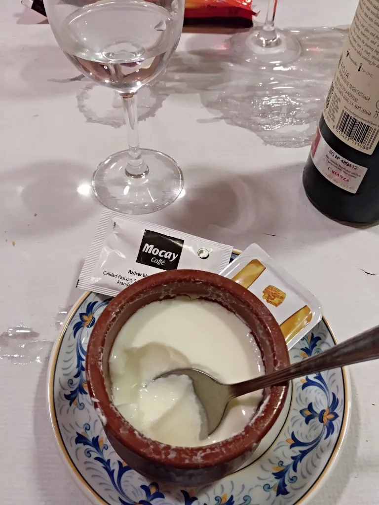 Sonia GARCIA_Bar R J_Olvega_review