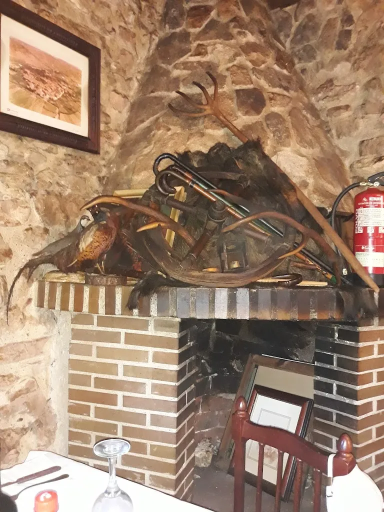 Restaurante El Cazador ristorante a Retortillo de Soria