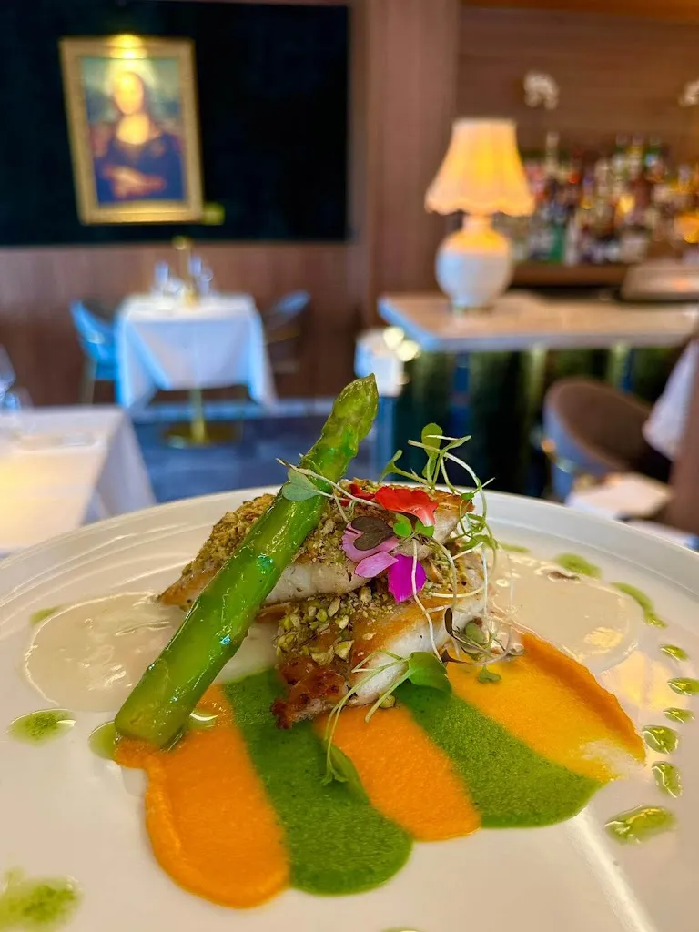 Figaro Restaurant_Oncala_slider_image_3