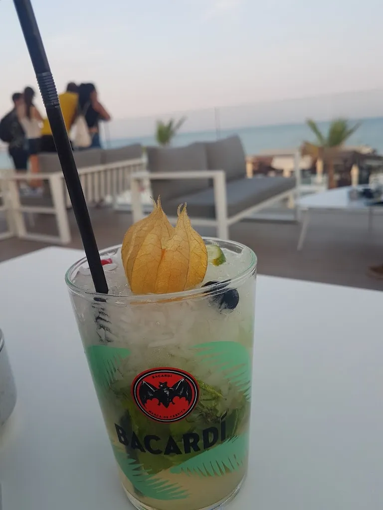 Menu_ÚNICO BEACH RESTAURANT_Oncala_image_9