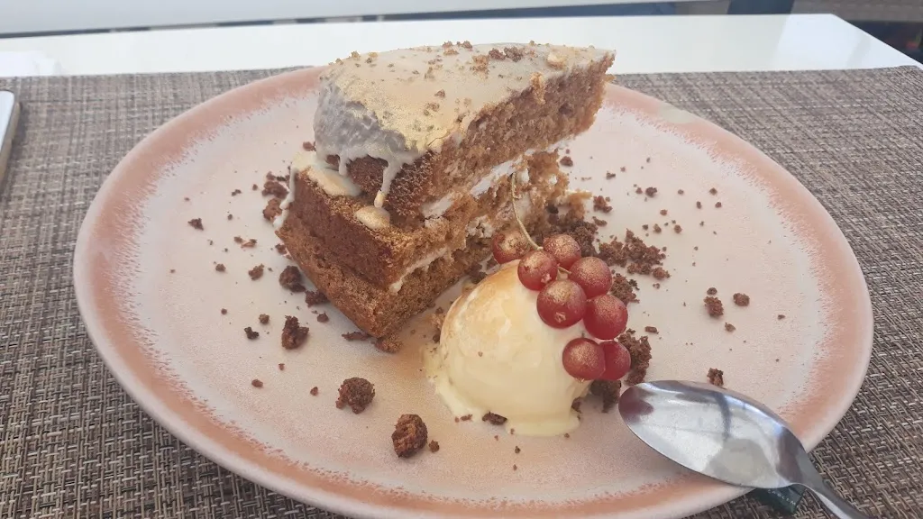 Menu_Ellas Restaurant & Beach_Oncala_image_8