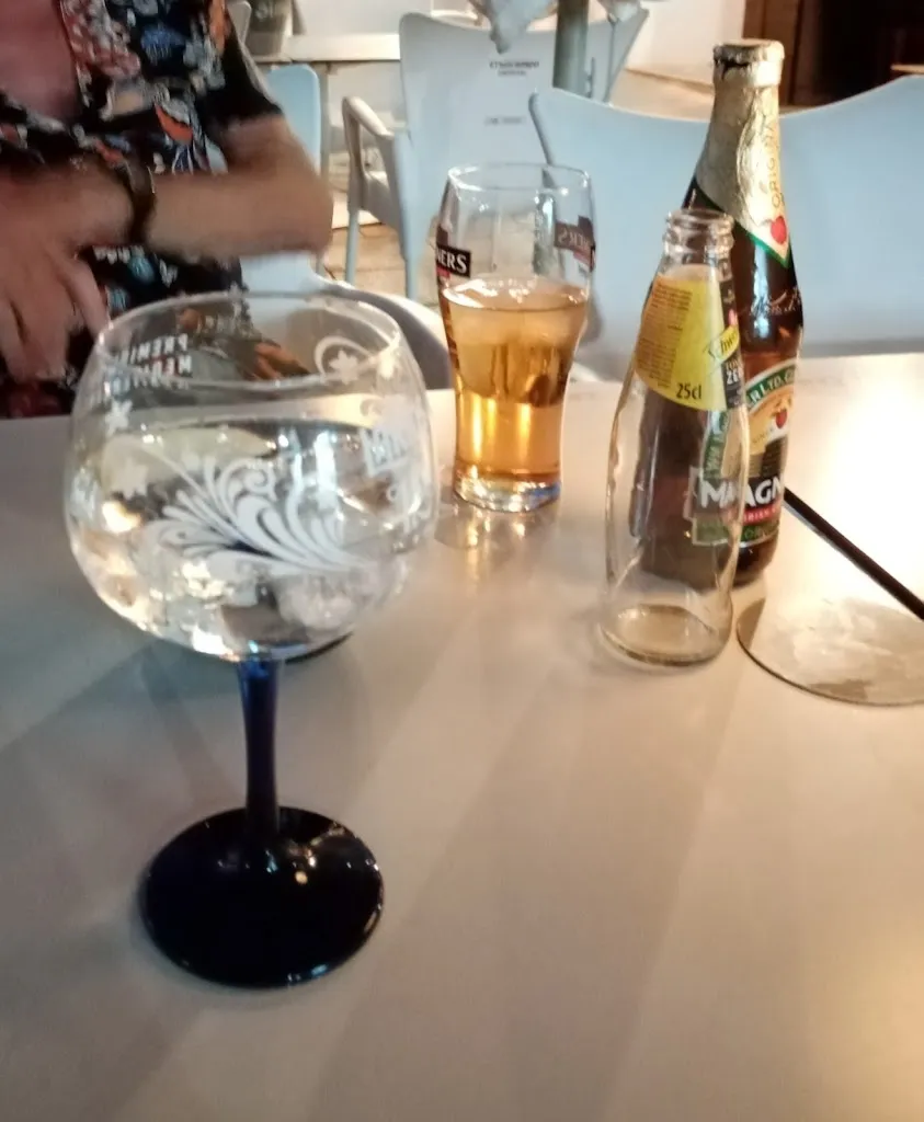 Menu_Simple Café & Copas_Oncala_image_7