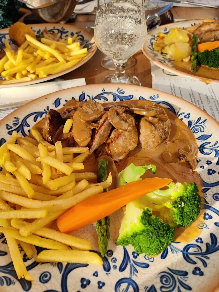 Peter Banks_Restaurante El Cortijillo_Oncala_review