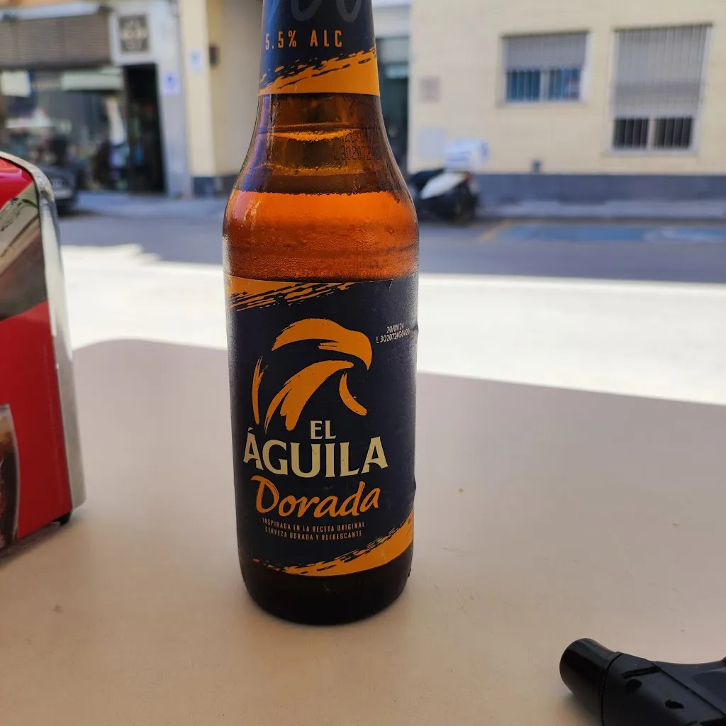 Roland Sommer_Bar Málaga_Cuevas del Almanzora_review