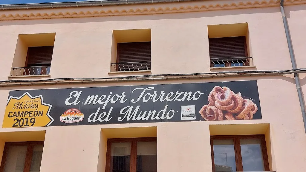 J. T_El Condado Del Motores_San Pedro Manrique_review