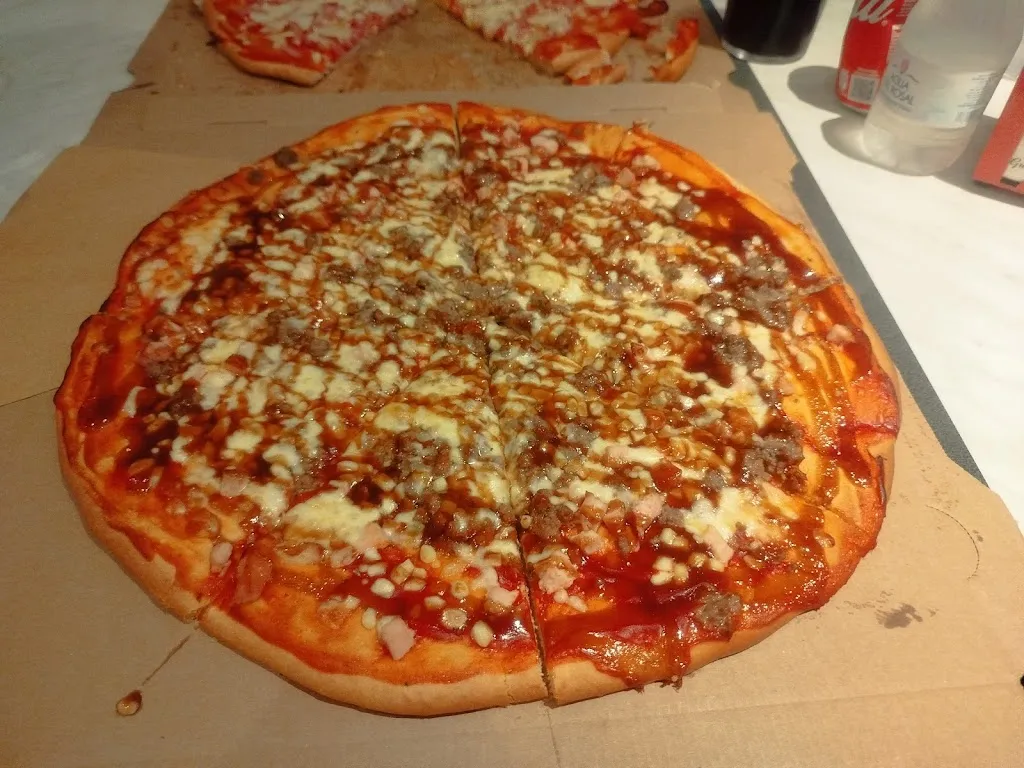 Migue Leucocito Chungo_Pastelería Angelines_San Leonardo de Yagüe_review