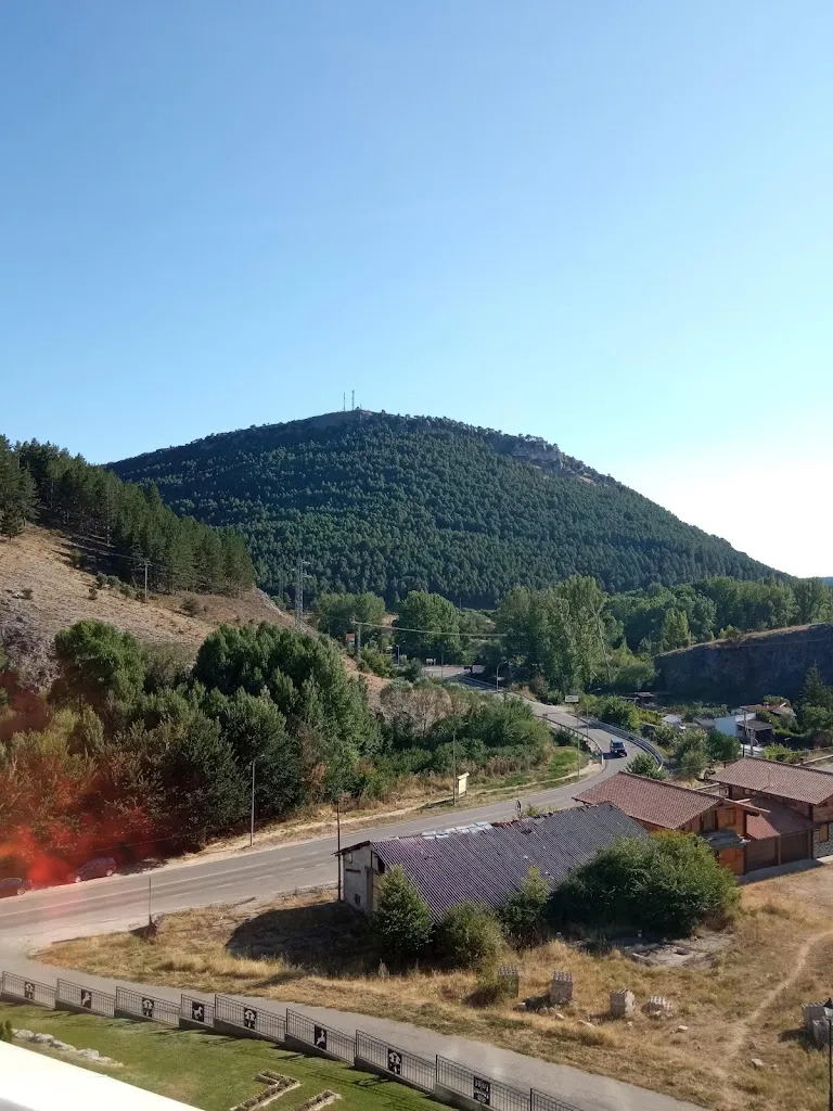 Hotel Restaurante Manrique de Lara_San Leonardo de Yagüe_slider_image_3