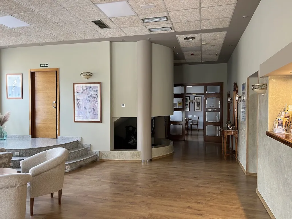 Jim J._Hotel Santiago_Torrubia de Soria_review