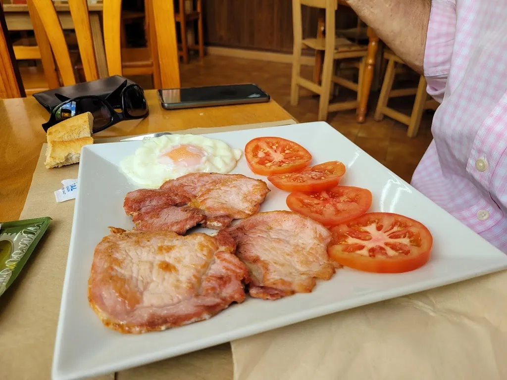 Menu_Restaurante Los Fogones De Yadi_Valdenebro_immagine_9