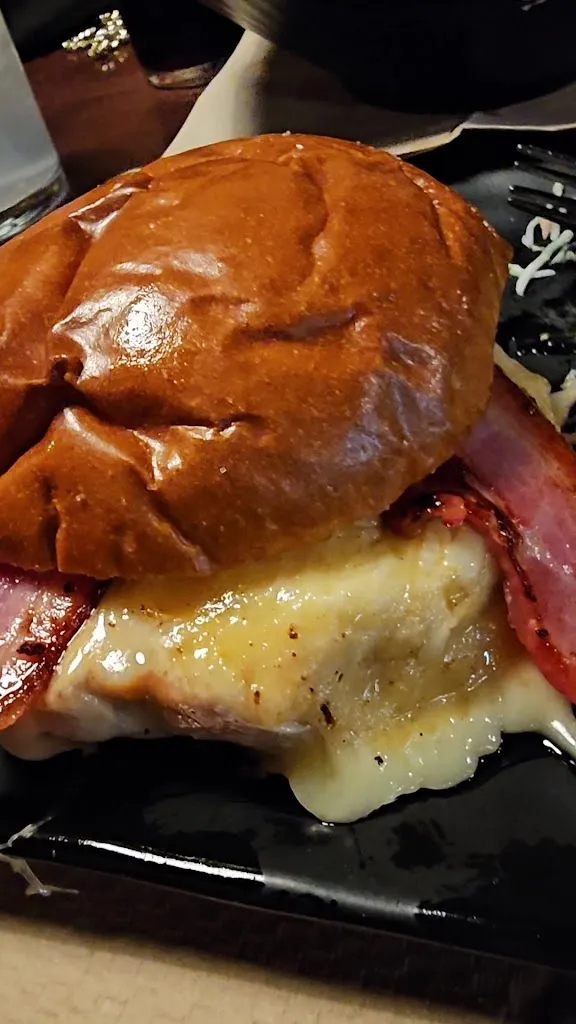 Bar-Restaurante El Caballo Blanco_Valtajeros_slider_image_2