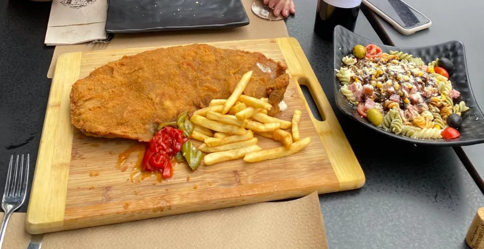 Bar-Restaurante El Caballo Blanco_Valtajeros_slider_image_3